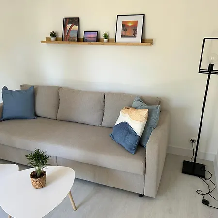 דירה T2 Confort Et Moderne, Climatise Avec Balcon Et Parking, A 10 Min Du Port Et De La *