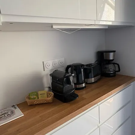 דירה T2 Confort Et Moderne, Climatise Avec Balcon Et Parking, A 10 Min Du Port Et De La